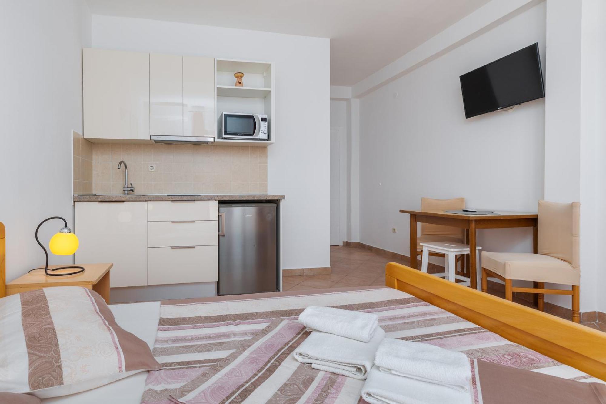 Sita Apartmani Lokva Rogoznica Rom bilde