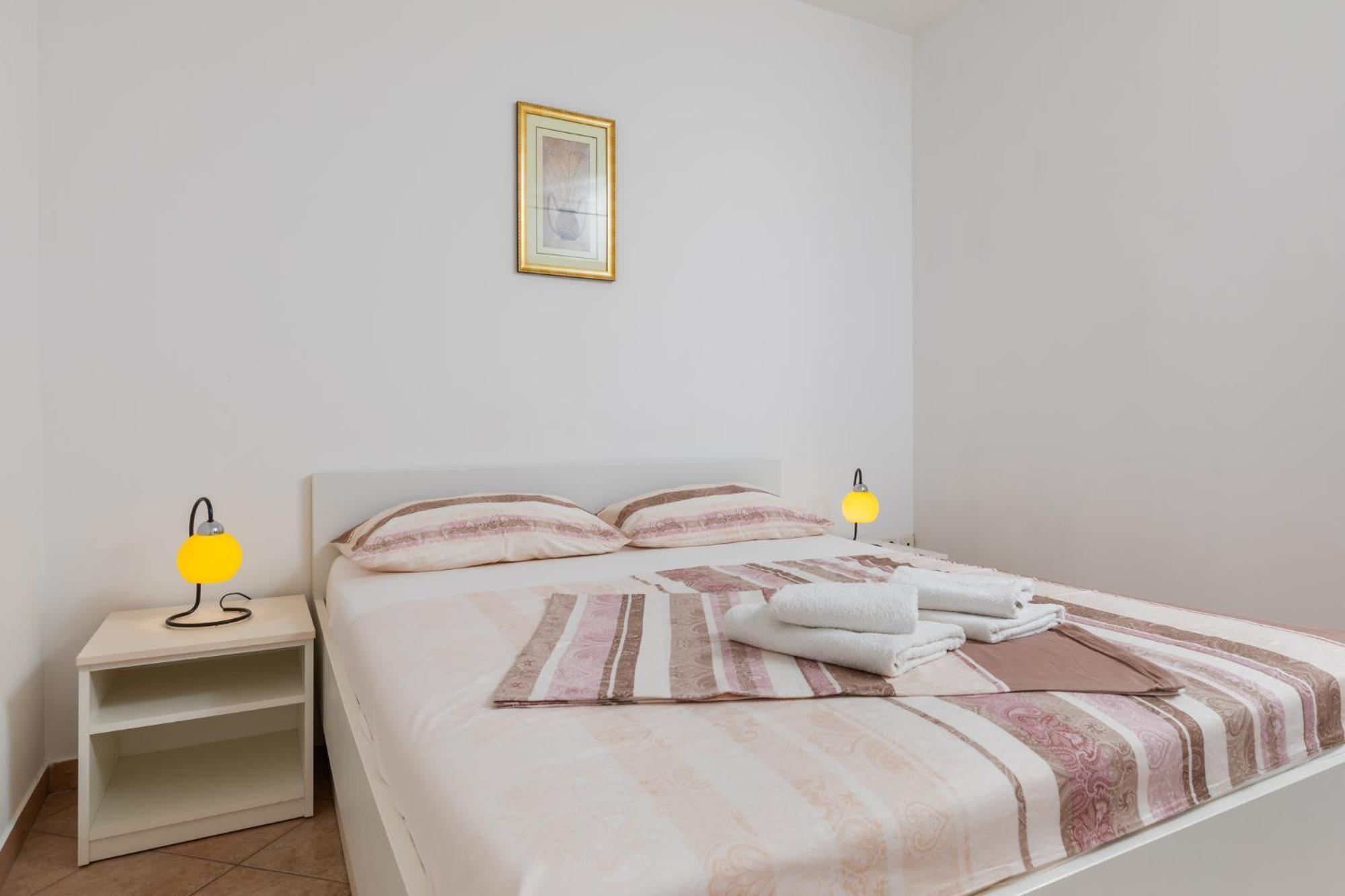 Sita Apartmani Lokva Rogoznica Eksteriør bilde